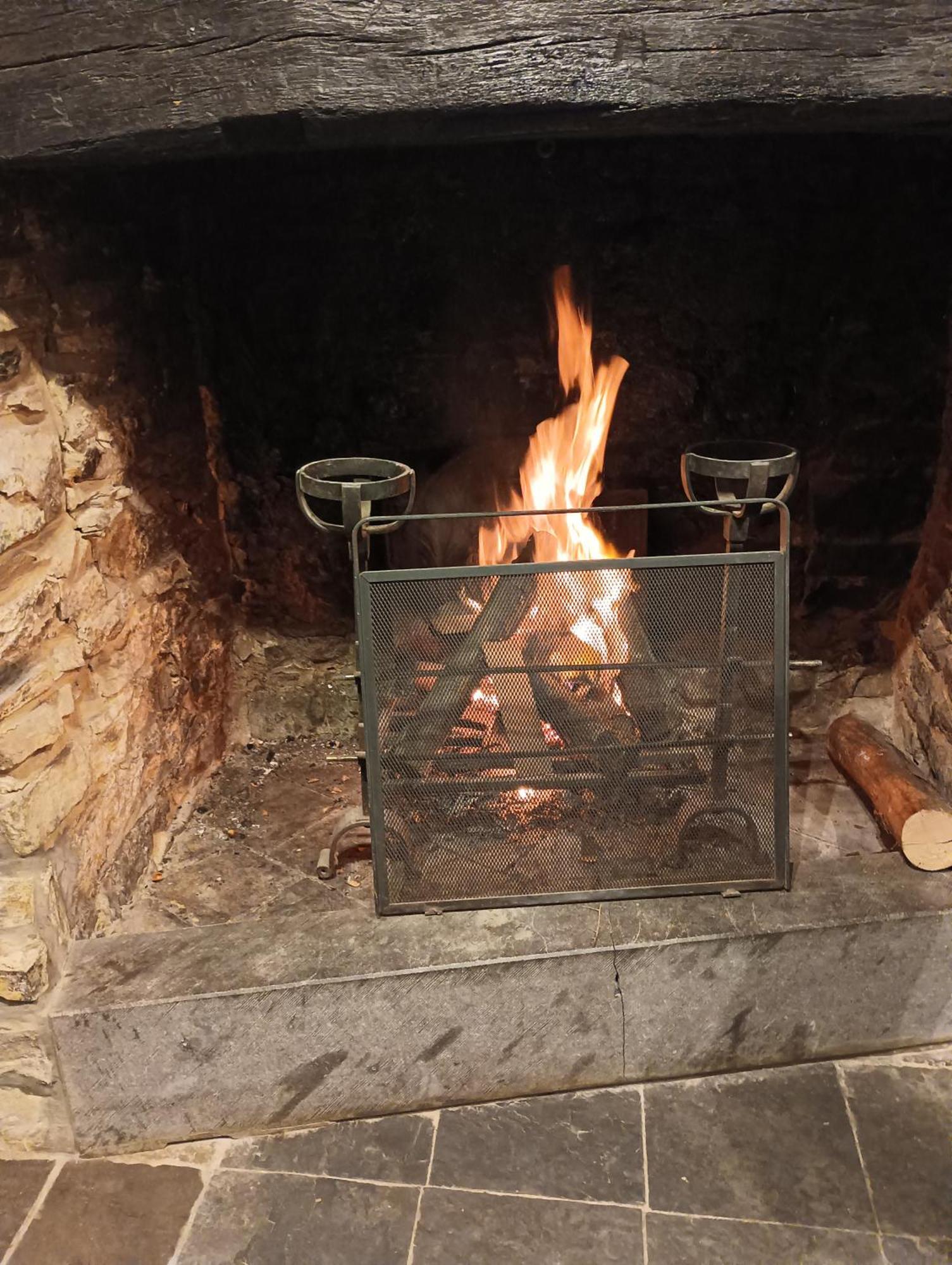 Gite Ardennes Au Coin Du Feu Jacuzzi Sauna Et Nature Jalhay Zewnętrze zdjęcie